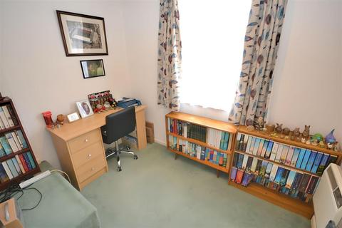 9 Caesar Green, Dorchester, DT1 2RJ
