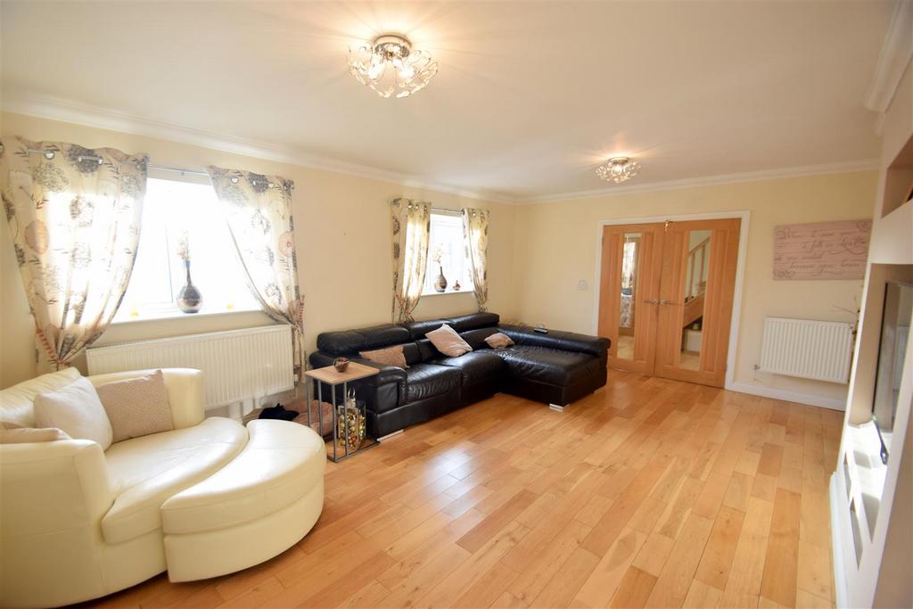 Llynfi Court, Maesteg, Bridgend County Borough, CF34 9NJ 5 bed detached