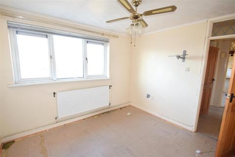 16 Cae Glas, Pencoed, Bridgend, CF35 5PH
