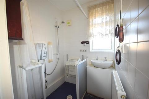 16 Cae Glas, Pencoed, Bridgend, CF35 5PH