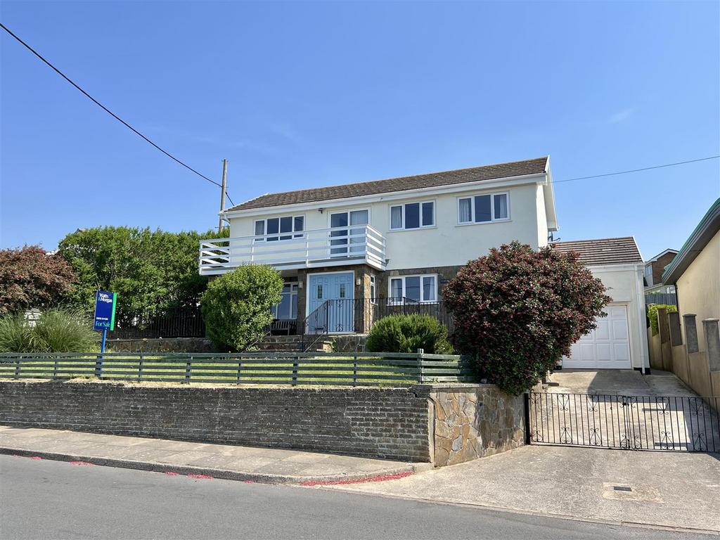 Main Road, Ogmorebysea, Bridgend County Borough, CF32 0PW 4 bed