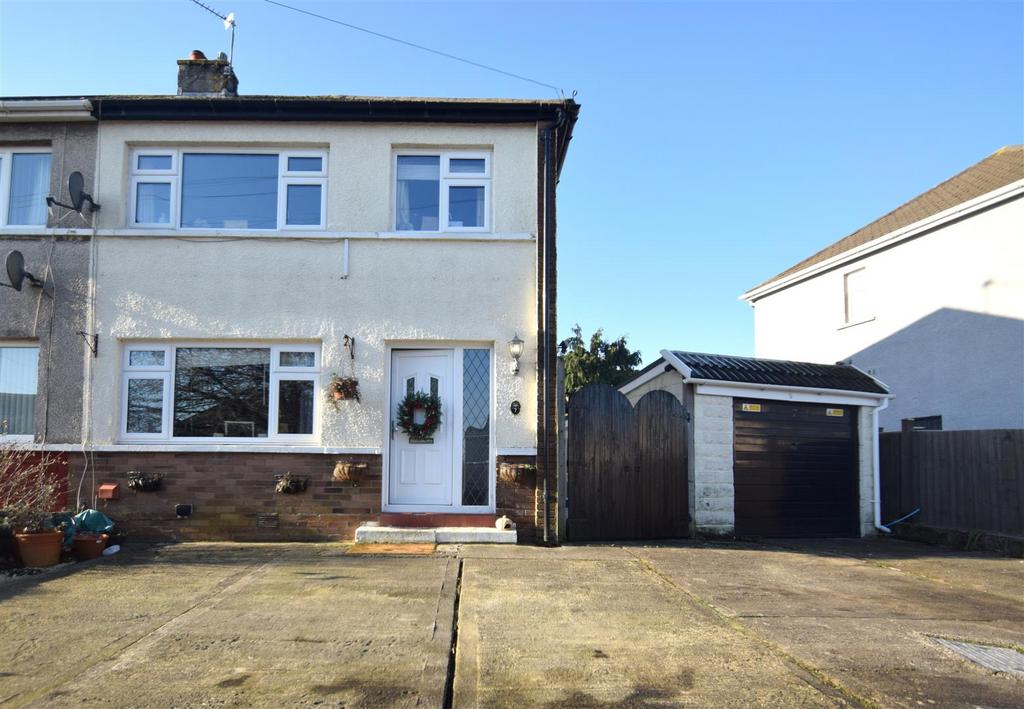 Kipling Gardens, Cefn Glas, Bridgend... 3 bed semidetached house £