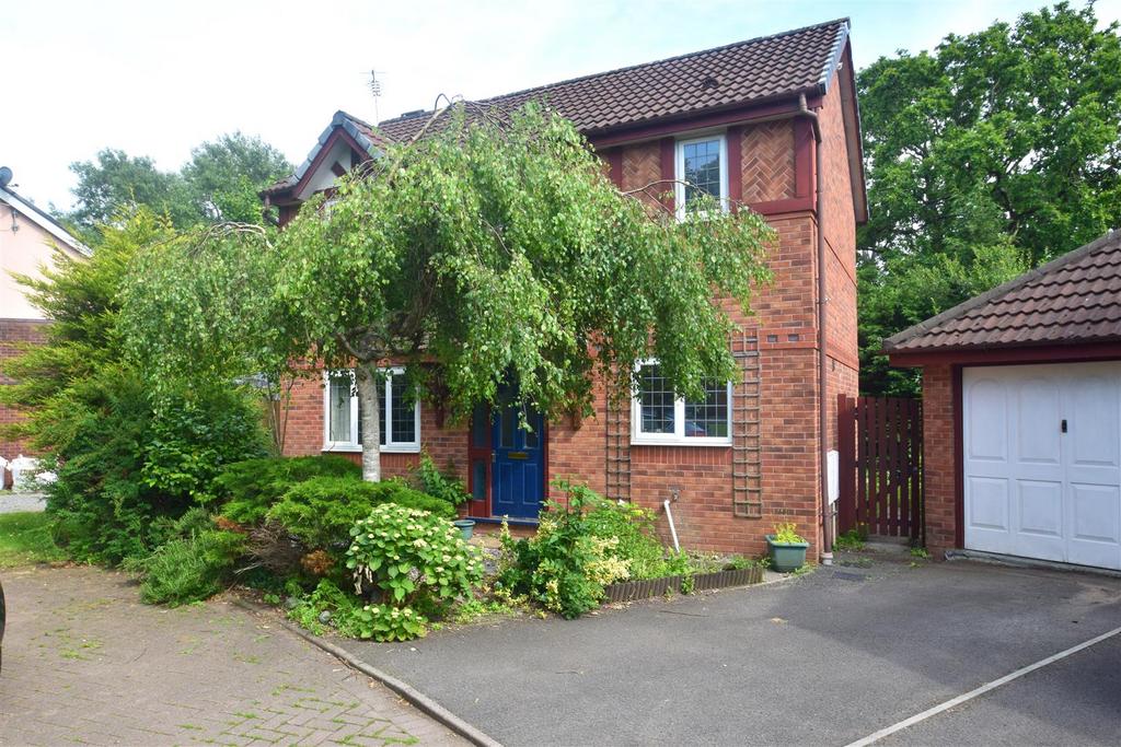 Rushfield Gardens, Bridgend, County... 3 bed detached house £235,000