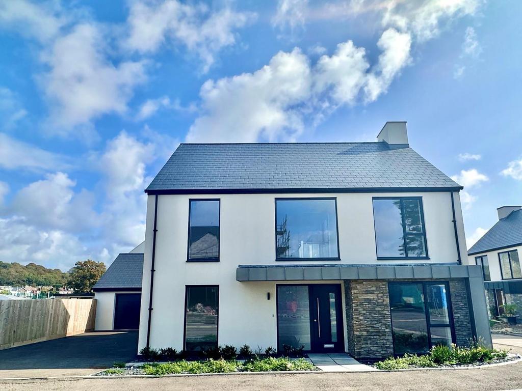 St Clare's Court, Clevis Lane, Newton, Porthcawl, CF36 5NR 4 bed detached house for sale £635,000