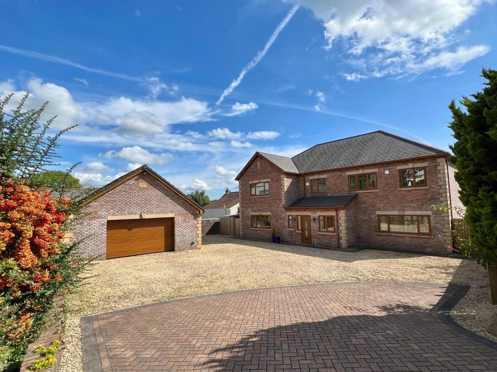 The Willows, HeolYCyw, Bridgend County Borough, CF35 6LL 5 bed