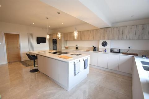2 The Willows, Heol Y Cyw, Bridgend, CF35 6LL