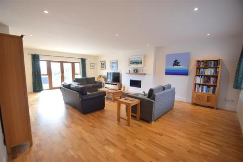 2 The Willows, Heol Y Cyw, Bridgend, CF35 6LL