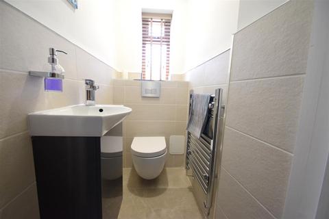 2 The Willows, Heol Y Cyw, Bridgend, CF35 6LL