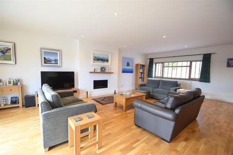 2 The Willows, Heol Y Cyw, Bridgend, CF35 6LL