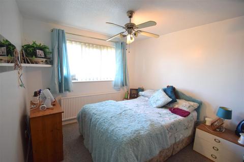 91 The Spinney, Brackla, Bridgend, CF31 2JE