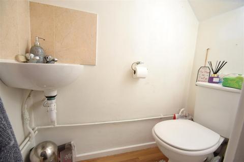 91 The Spinney, Brackla, Bridgend, CF31 2JE