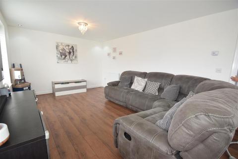 1 Clos Taylor, Coity, Bridgend, CF35 6GQ