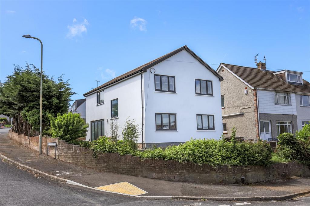 33 Wernlys Road, PenYFai, Bridgend... 4 bed detached house for sale