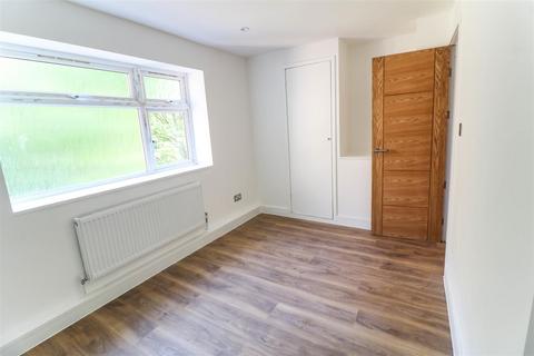 118 Spring Hills, Harlow, CM20 1TA