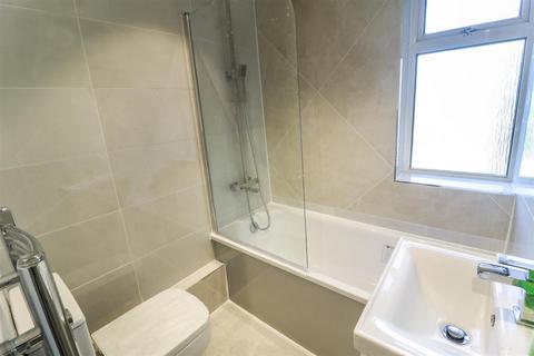 118 Spring Hills, Harlow, CM20 1TA