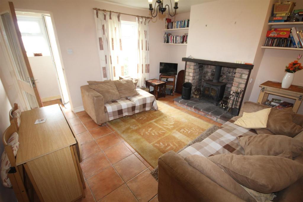 Maes Y Fron, Llysfaen 2 bed cottage for sale £135,000