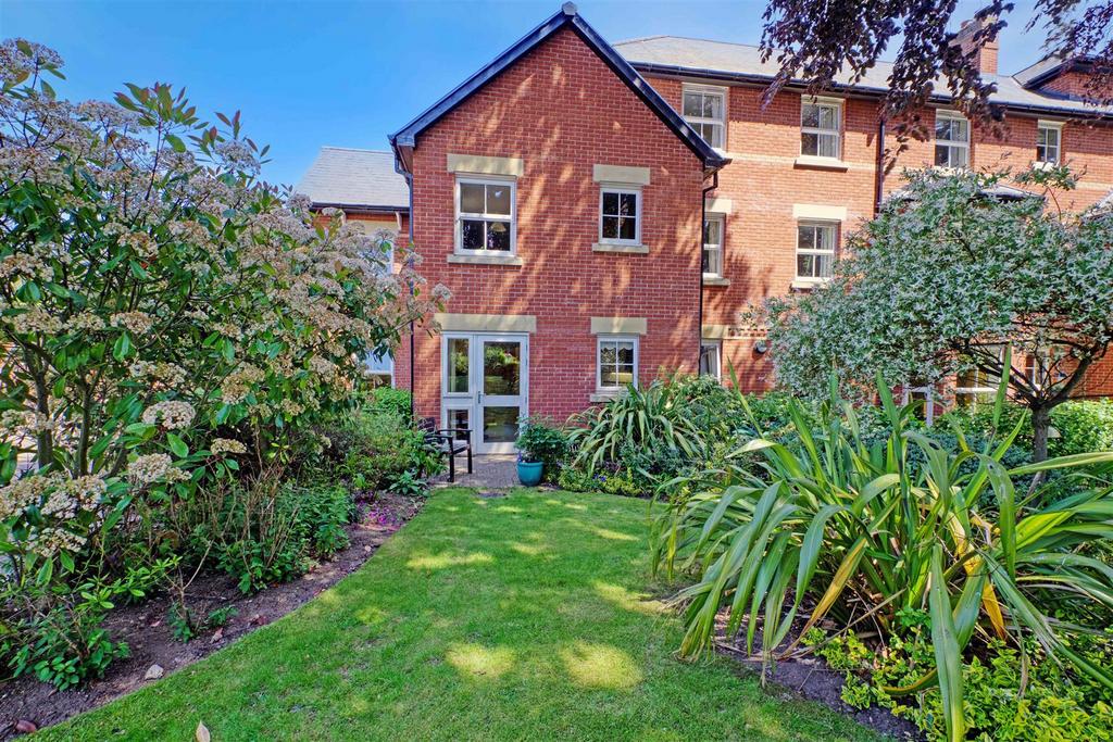 CB-MCS-Flat 2 Wilton Court CV8 1 RXCB-MCS-Flat 2 Wi