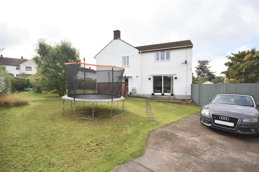 1 Cedar Way, Penarth, CF64 3NL 3 bed semidetached house £399,950