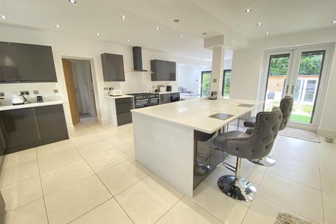 4 bedroom detached house for sale, Knutsford Road, Wilmslow