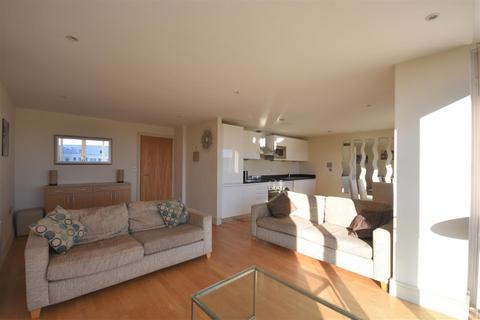 2 bedroom apartment for sale, 308 Woodlands, Hayes Road, Sully, Penarth, CF64 5QF