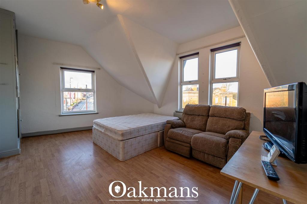 Cape Hill, Smethwick, B66 1 bed apartment £800 pcm (£185 pw)