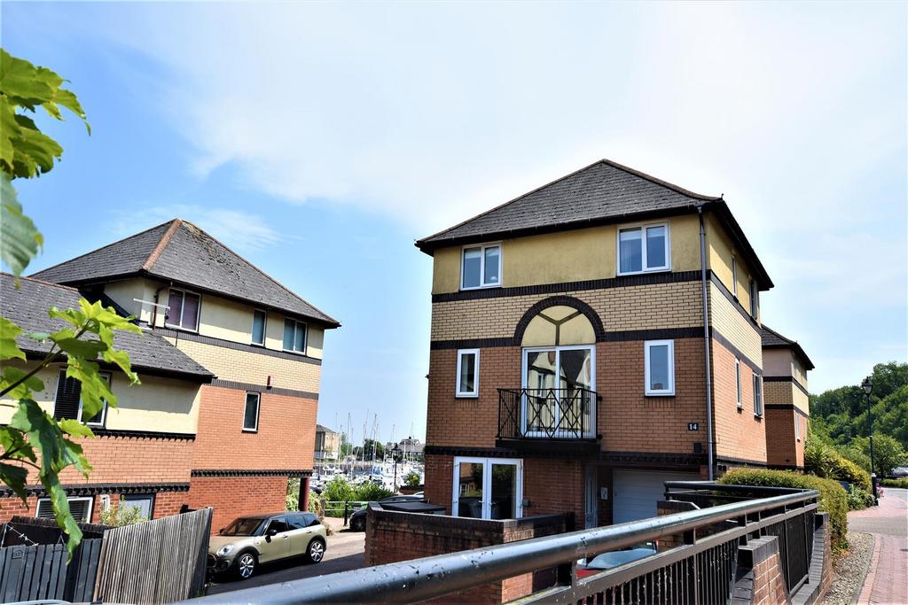 14 Plas Glen Rosa, Penarth, CF64 1TS 4 bed detached house for sale £