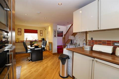 2 bedroom detached house for sale, Treoes, Vale Of Glamorgan, CF35 5DH