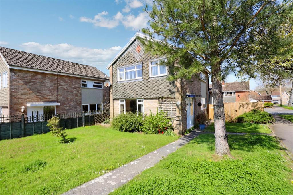 Millfield Drive, Cowbridge, Vale Of CF71 7BR 3 bed detached house for sale £385,000