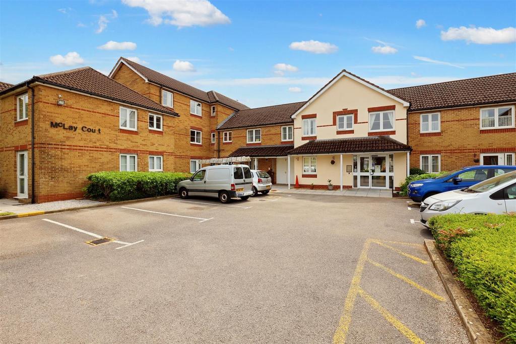 St. Fagans Road, Fairwater, Cardiff, CF5 3BP 1 bed flat for sale £125,000