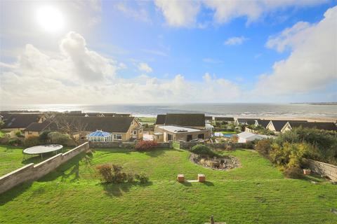 4 bedroom detached bungalow for sale, Main Road, Ogmore-by-Sea, Vale Of Glamorgan, CF32 0PD