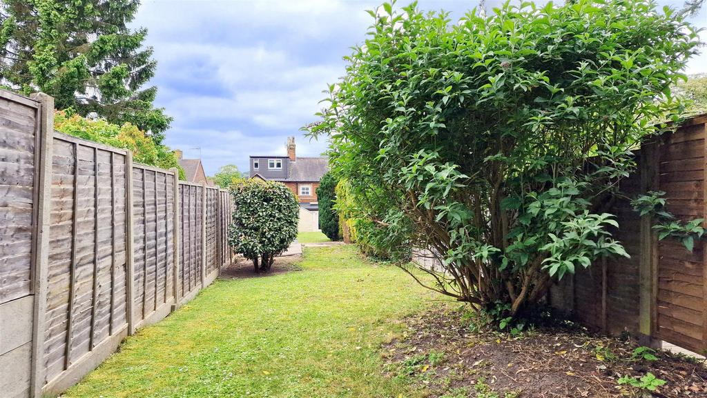 Paddock Road, Buntingford, Herts 2 bed cottage for sale £359,950