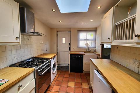 27 Paddock Road, Buntingford, SG9 9EX