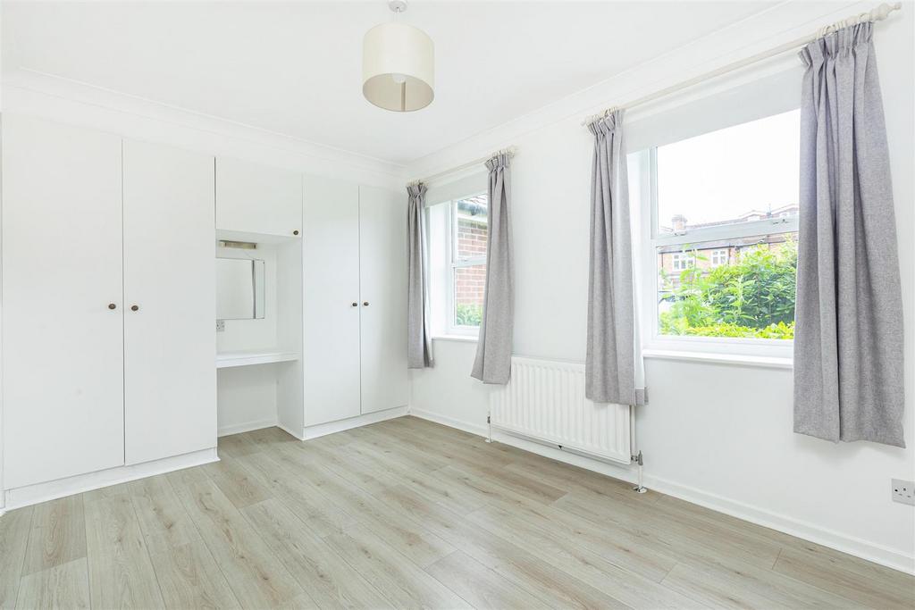 29957 ja 30 dovecote gardens 7 lo