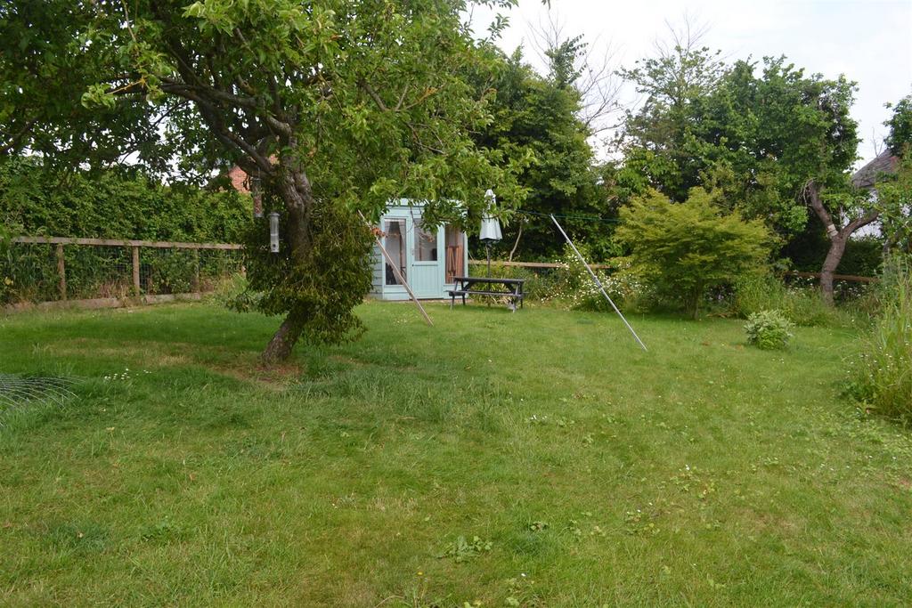 Newtown, Nr Leominster 2 bed cottage for sale £320,000