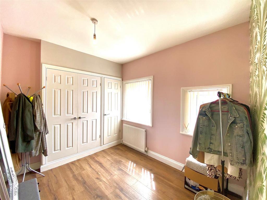 Bedroom 2 ..jpg