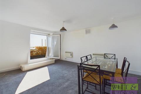 2 bedroom flat for sale, Eversfield Place, St. Leonards-On-Sea