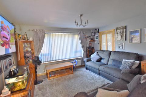 3 bedroom terraced house for sale, Ruskin Walk, Bicester