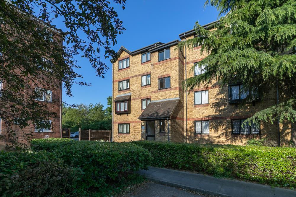 Bunting Close, London, N9 8UF 1 bed flat for sale £210,000