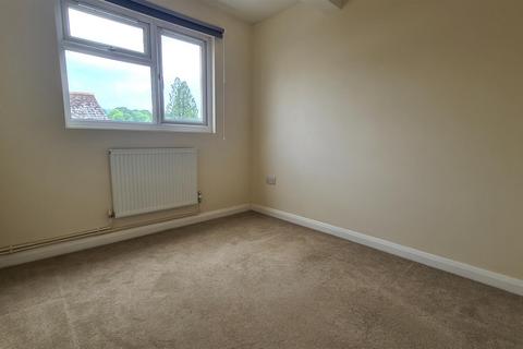Tolpi Glebe Road, Fernhurst, Haslemere, GU27 3EQ