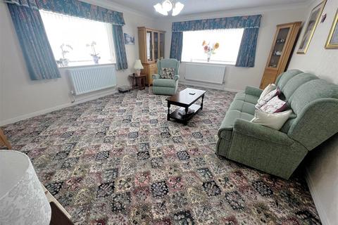 1 bedroom apartment for sale, Briar Lane, Grimsby, N.E. Lincs, DN33 3LS