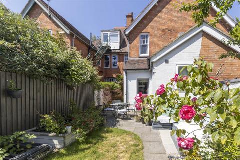 18 Sandown Road, Leicester, LE2 2BJ