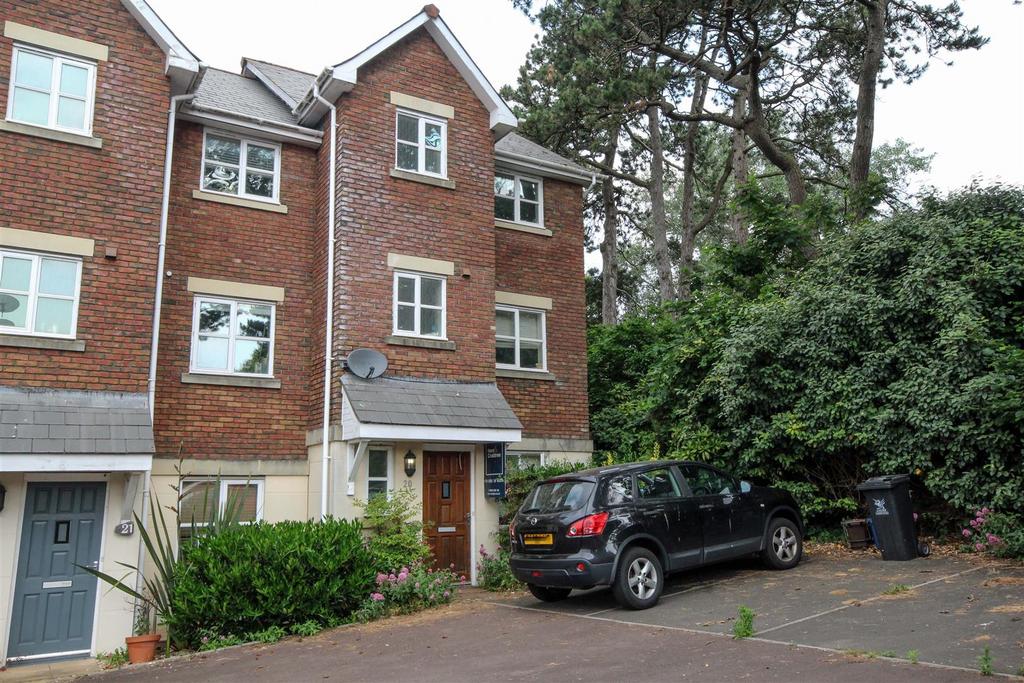 Maes Yr Annedd, Cardiff 3 bed townhouse for sale £400,000