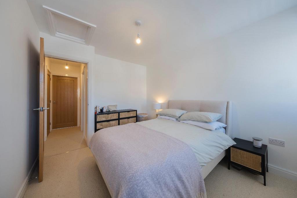 4 Blossom Close-013.JPG