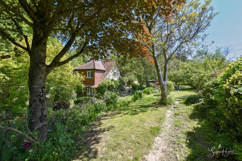 Manor Road, Wroxall, Ventnor 4 bed detached house for sale £725,000