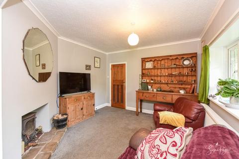 4 bedroom detached house for sale, Manor Road, Wroxall, Ventnor