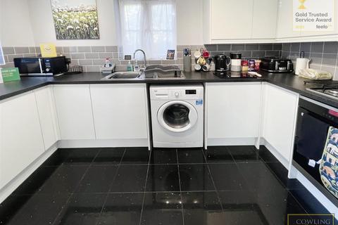 11 Browning Drive, Wickford, SS12 0PS