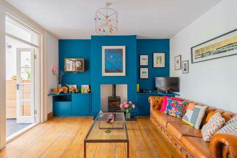 18 Balmain Street, Bristol, BS4 3DB