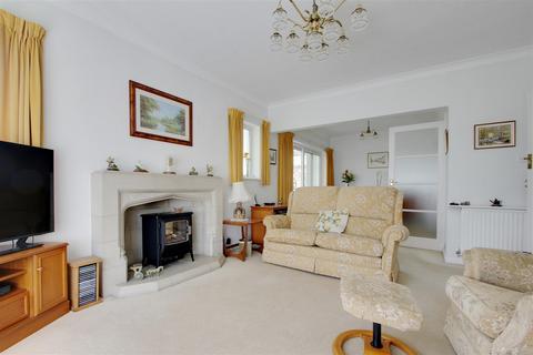 3 bedroom detached bungalow for sale, Alinora Avenue, Goring-By-Sea, Worthing