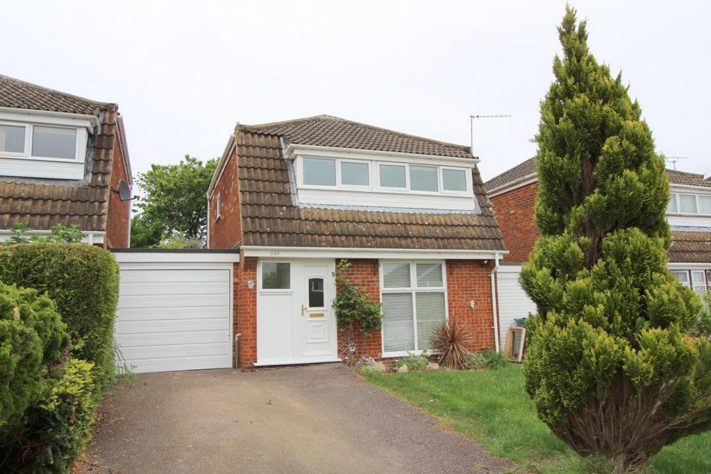 Bideford Green, Linslade 3 bed house £1,400 pcm (£323 pw)