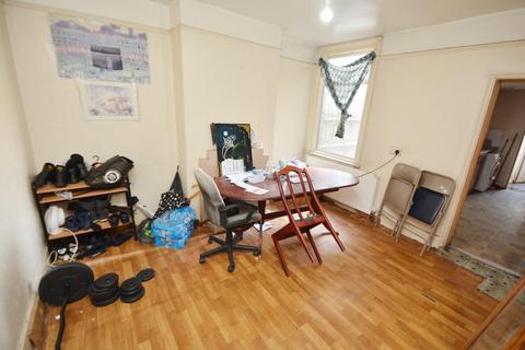 45 Queens Road, Southall, UB2 5AY